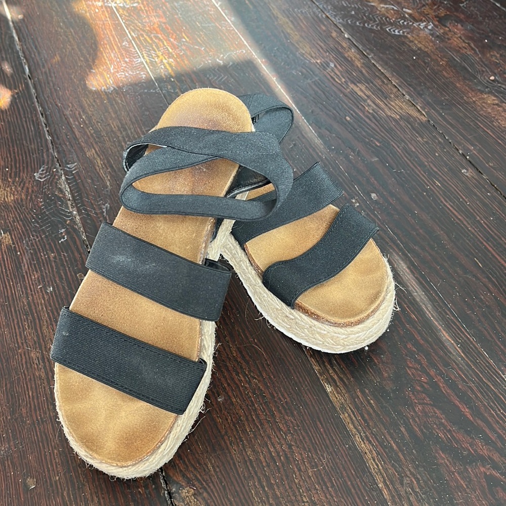 Steve Madden sandal